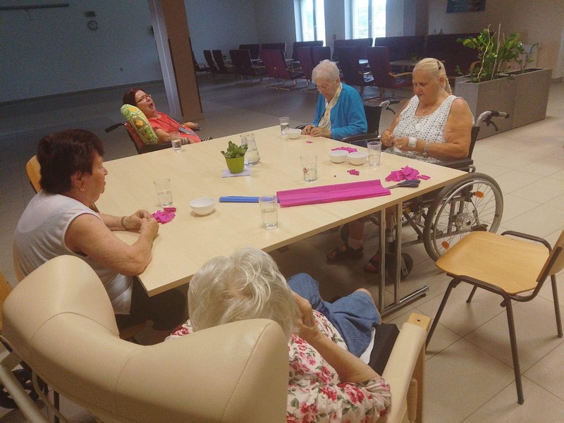 Odpolední posezení u ledové kávy (6)