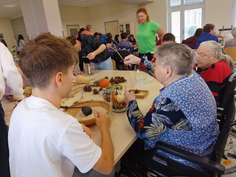 Oslava mezinárodního dne seniorů (5)