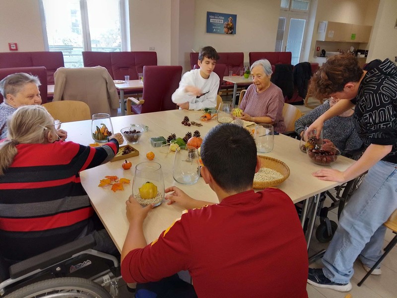 Oslava mezinárodního dne seniorů (7)