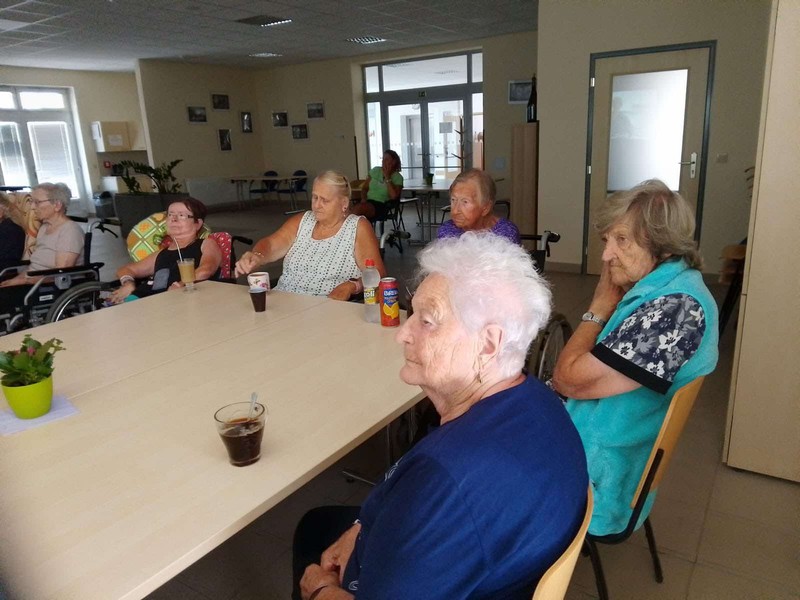 Jak dostat tatínka do polepšovny (1)