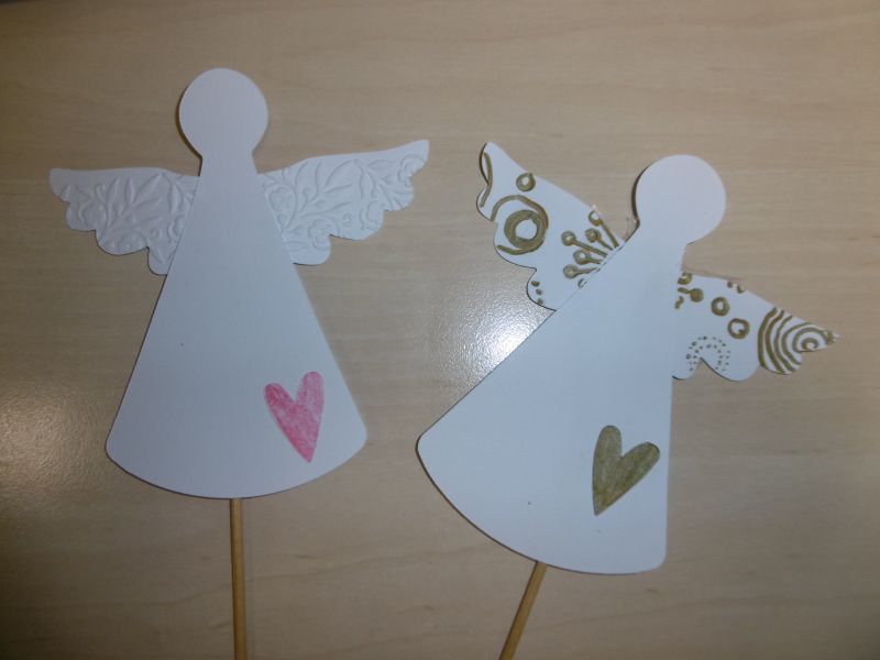 Vánoční tvoření seniorů a dětí ze ZŠ nám. Republiky (4) Vánoční tvoření seniorů a dětí ze ZŠ nám. Republiky (4)