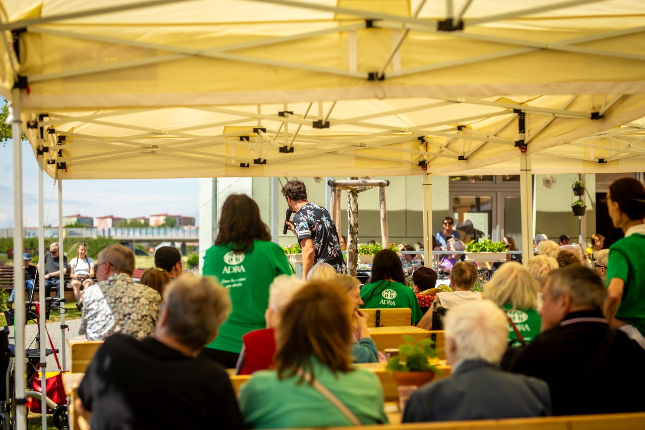 Zahradní slavnost - obrázek 57